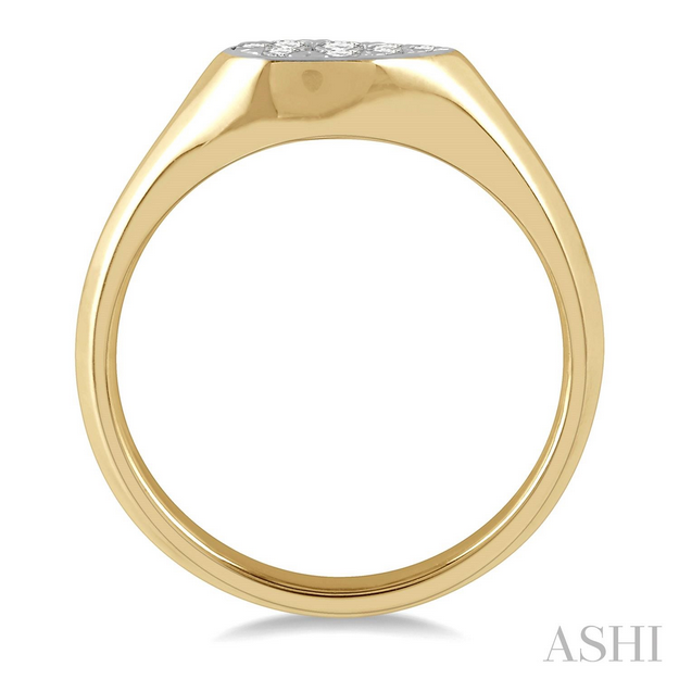 Pear shape lovebright essential diamond signet ring