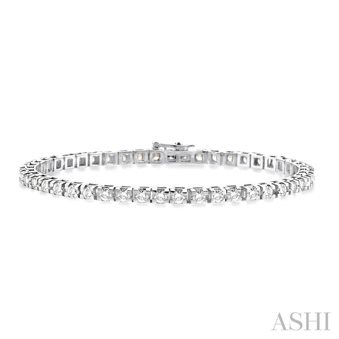 Diamond tennis bracelet
