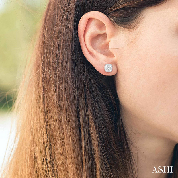 Lovebright essential diamond earrings